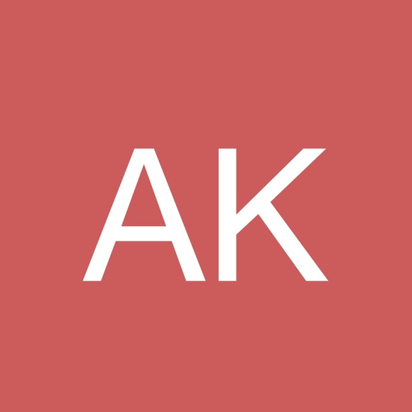 Profile Picture of Audrey Koppes (@pieberrycrunch) on Poshmark