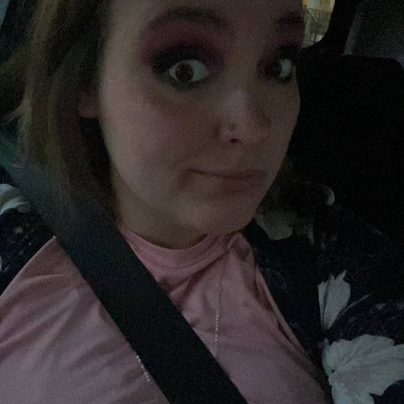 Profile Picture of Melissa Lordemann (@mlordemann) on Poshmark
