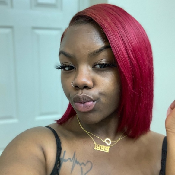 Profile Picture of Dereyonia Spiller (@dereyonia) on Poshmark