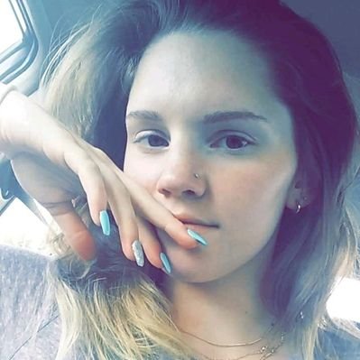 Profile Picture of Taylor Maze (@sup_witchu) on Twitter
