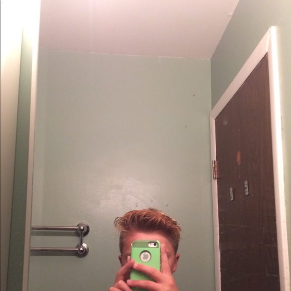 Profile Picture of Mmatthew Halman (@matthew_halman) on Poshmark