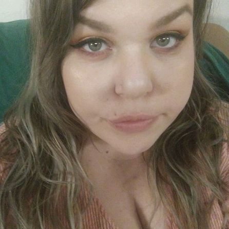 Profile Picture of Holly Hudson (@@hollyhudson101) on Tiktok
