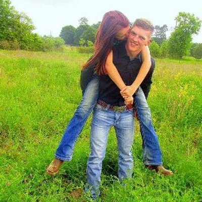 Profile Picture of Danielle Tarver (@lewisdanielle) on Twitter