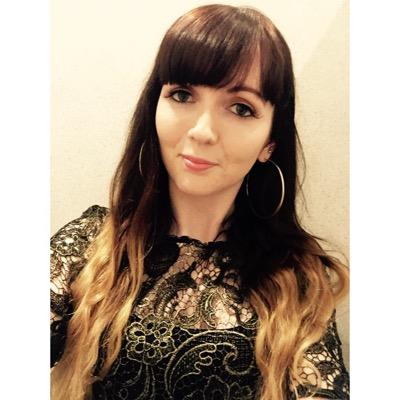 Profile Picture of Julia (@JuliaChilds5) on Twitter