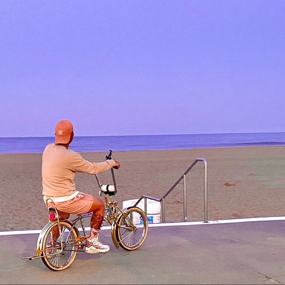 Oscar Operio - Poshmark Profile Picture of Oscar Operio (@vizionone) on Poshmark