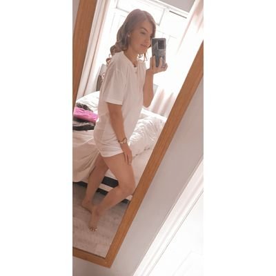 Profile Picture of Chloe 👻 (@chloenicholson0) on Twitter