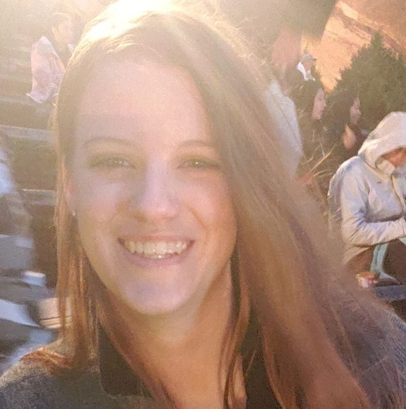 Profile Picture of Rachael Flower (@rflower1) on Poshmark