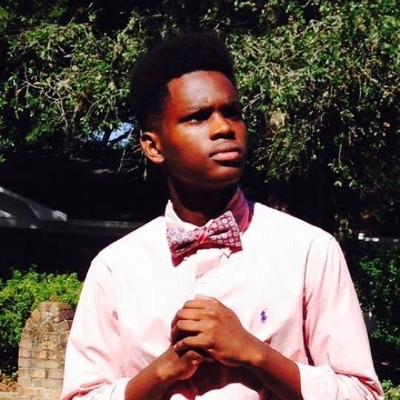 Profile Picture of Irakiza Jeanpaul (@v2safi) on Poshmark