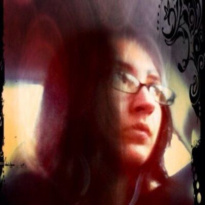 Profile Picture of Abby Knott (@MonsterAlice17) on Twitter