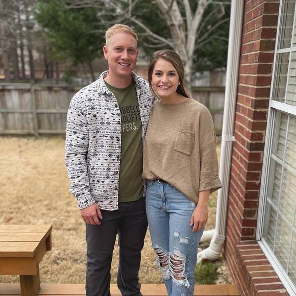 Profile Picture of Caitlyn Baney (@caitlynbaney) on Poshmark