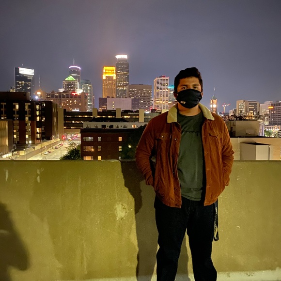 Profile Picture of Thomas Heimer (@thomasheimer) on Poshmark