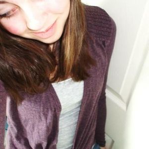 Profile Picture of Amanda Billig (@whiteboxerlover) on Myspace
