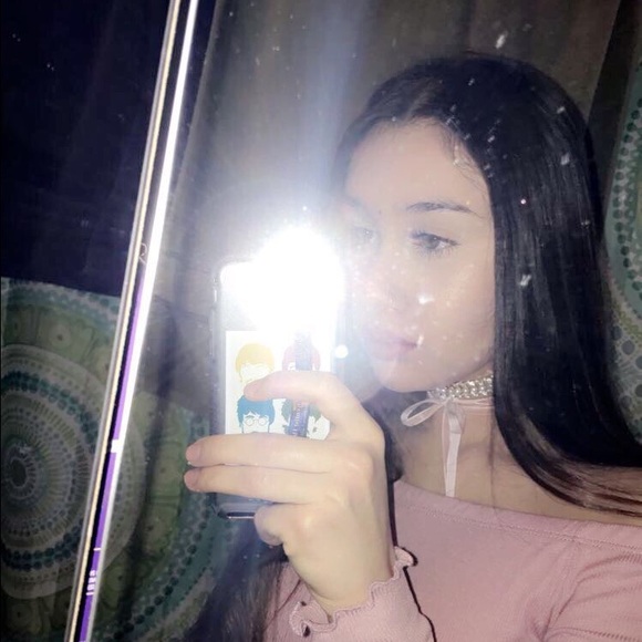 Profile Picture of Ruby Figueroa (@rubyisabel1) on Poshmark