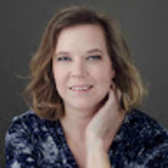 Profile Picture of Karen Ostberg (@oswedishfishie) on Poshmark