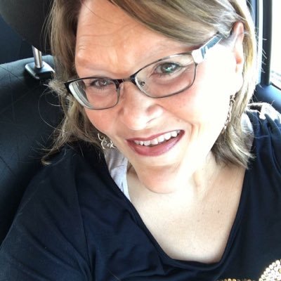 Profile Picture of SuLn72 (@SueEllenCalhoun) on Twitter