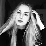 Profile Picture of ℒ𝒶𝓊𝓇𝒶-ℳ𝒾𝒸𝒽𝑒𝓁𝓁𝑒 𝒫𝑒𝒶𝓇𝓁 🌙 (@_itslaurel_) on Instagram
