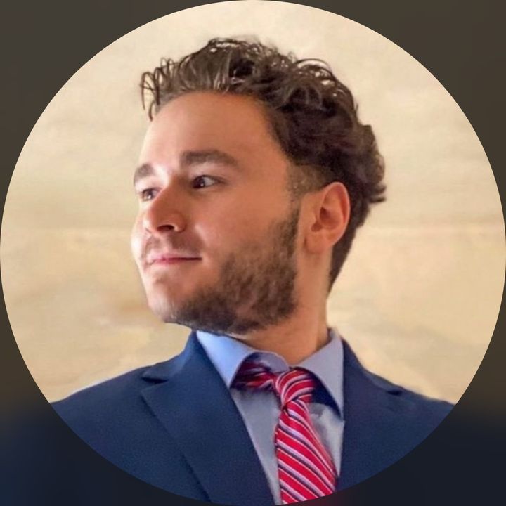 Kenneth - Tiktok Profile Picture of Kenneth (@kennysimonelli) on Tiktok