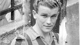 Hasse Jeppson - Wikipedia - Wikipedia Profile Picture of Hasse Jeppson - Wikipediaon Wikipedia