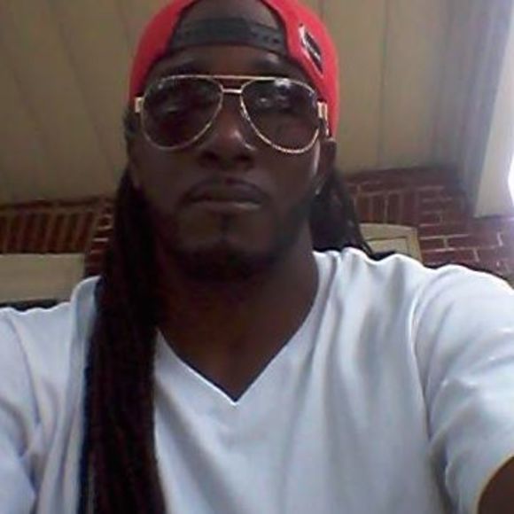 Profile Picture of Corey White (@coreydw80) on Poshmark