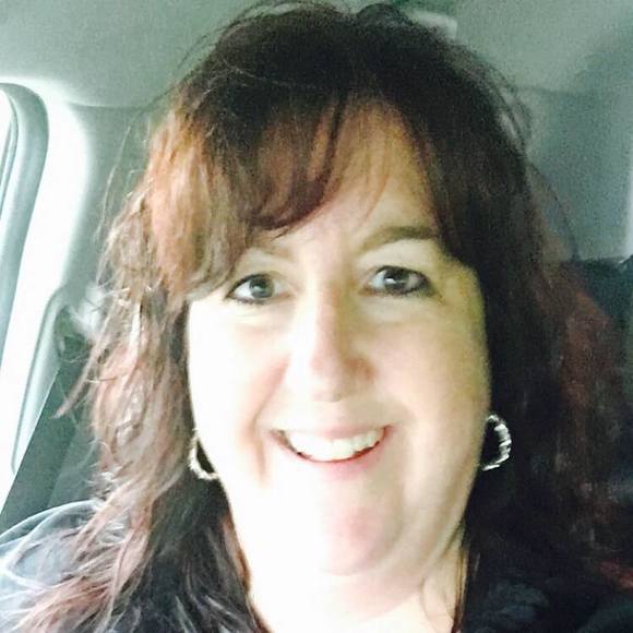 Profile Picture of Tracy Tilot (@balloon123) on Poshmark