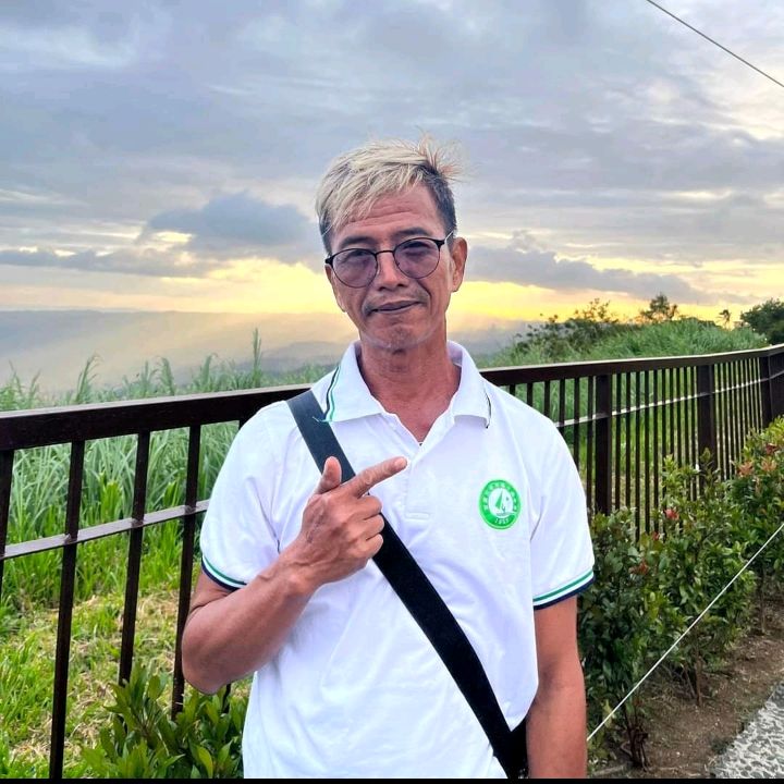 Profile Picture of robert solomon (@robertsolomo) on Tiktok