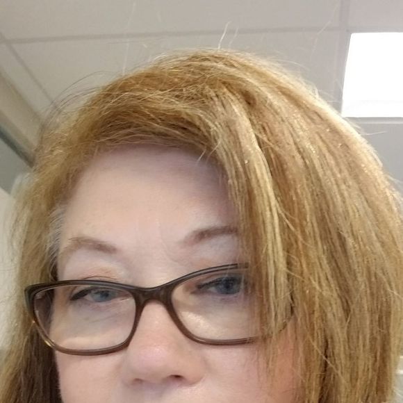 Profile Picture of Lova Fitchett (@lovaf) on Poshmark