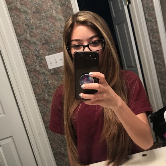Profile Picture of Sophia Espersen (@soph_129) on Poshmark
