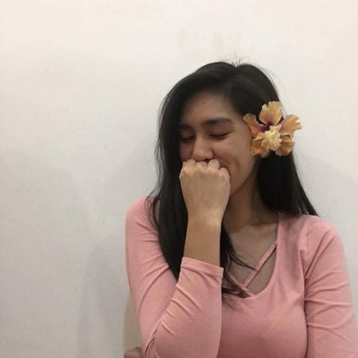 Profile Picture of Roxanne Silva (@Rxnnslv) on Twitter