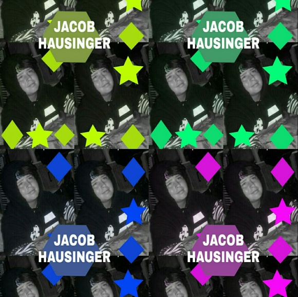 Profile Picture of Chloe Hausinger (@chausinger) on Poshmark