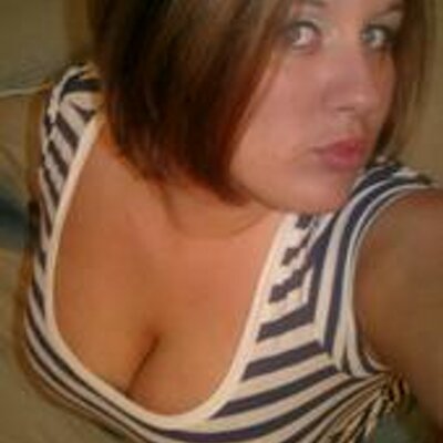 Profile Picture of Clarissa Hall (@muffinfief79218) on Twitter