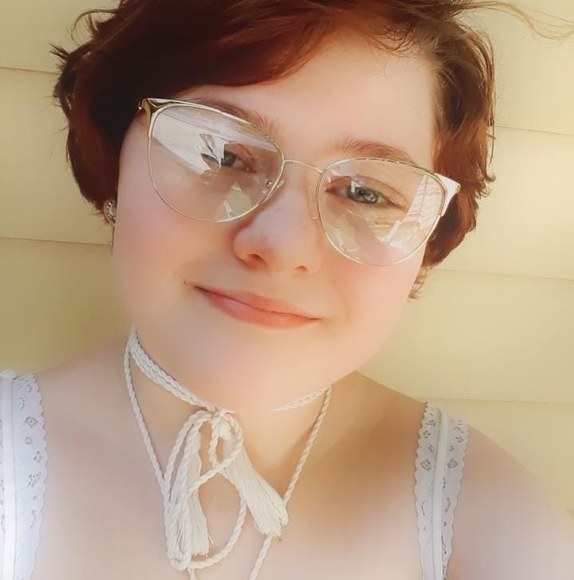 Profile Picture of Cordelia Vollrath (@cordeliao_o) on Poshmark