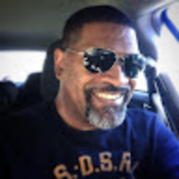 Profile Picture of Evan Barry (@evan31970) on Poshmark