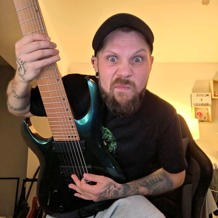 Profile Picture of Kevin Eich (@nivekguitar) on Tiktok