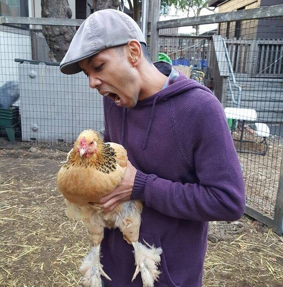 Profile Picture of Jonathan Banez (@jonathanbanez) on Poshmark