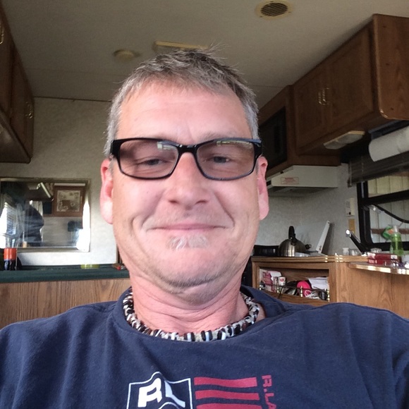 Profile Picture of Bryan Shields (@bryanshields) on Poshmark
