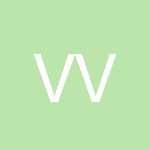 Profile Picture of Vangalanitya@gmail.com Vangla (@nvangala) on Poshmark