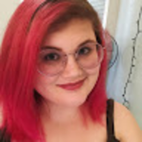 Profile Picture of Meri Mauro (@merimauroj) on Poshmark