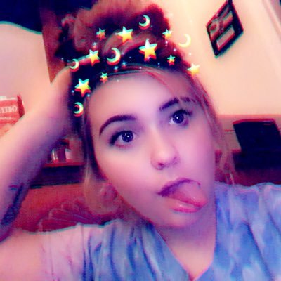 Profile Picture of Ivy Phillips  🌵 (@IvyPhillipss) on Twitter