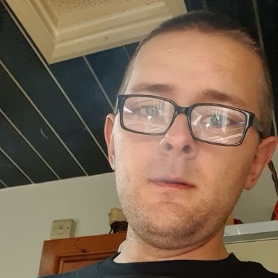 Profile Picture of Michael John Snowdon (@MichaelJohnSno2) on Twitter