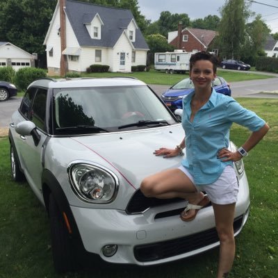 Profile Picture of Charla Rae Weaver (@rae_charla) on Twitter