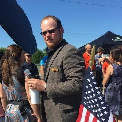 Profile Picture of Caleb Arthur (@CEOsunSolar) on Twitter