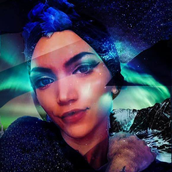 Profile Picture of Paige Craig (@moonlit_drow) on Poshmark
