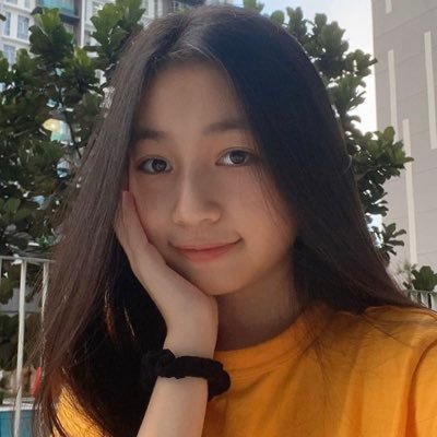 Profile Picture of Claudia Cho (@claudiacho0904) on Twitter