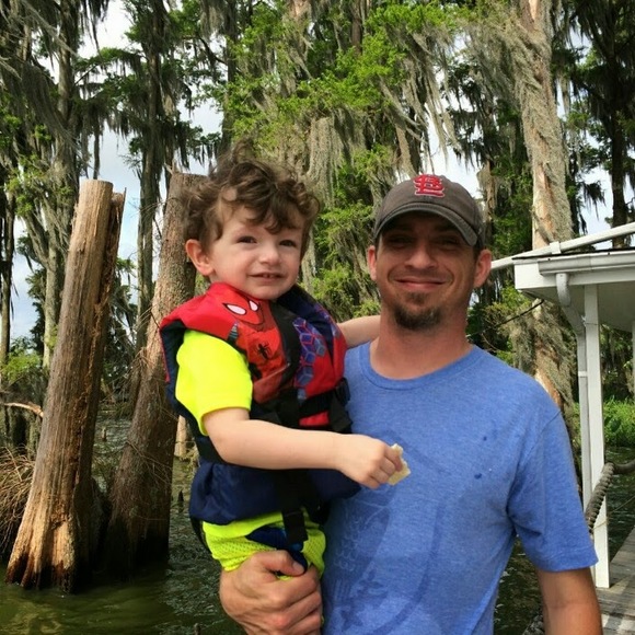 Profile Picture of Greg Swift (@gswift25) on Poshmark