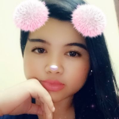 Profile Picture of R 🌼sette Joy (@rosette_dee) on Twitter