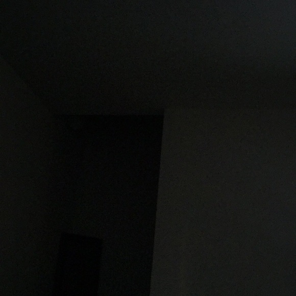 Profile Picture of Robert Frost (@landmark1996) on Poshmark