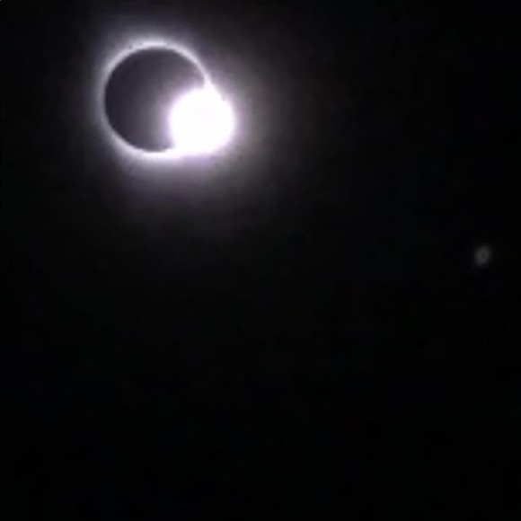 Profile Picture of Lauren Riney (@laurenriney82) on Poshmark