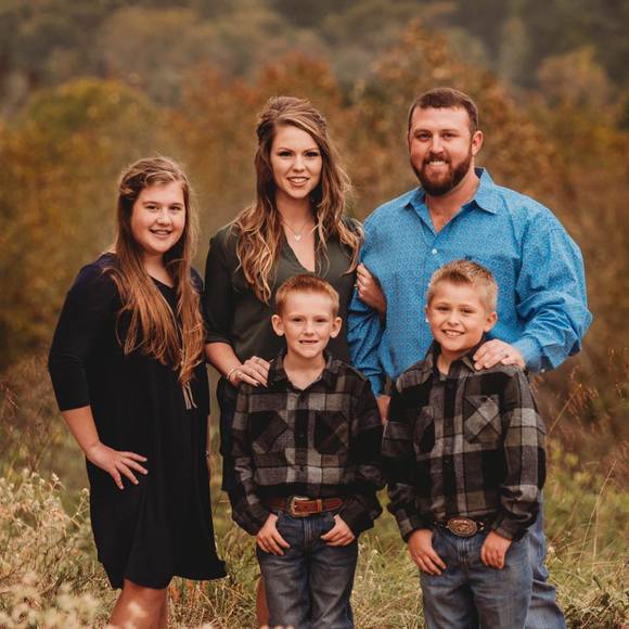 Profile Picture of Morgan Mcnertney (@morganmcnertney) on Poshmark