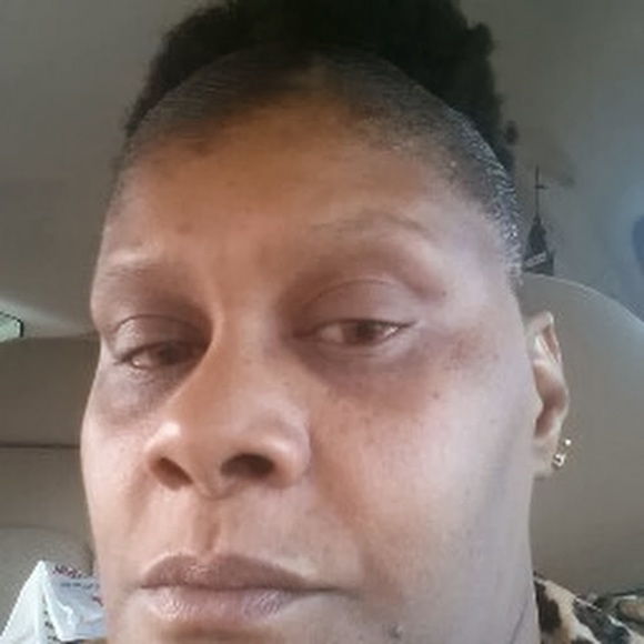 Profile Picture of Doris Scales (@sweetdoris63) on Poshmark