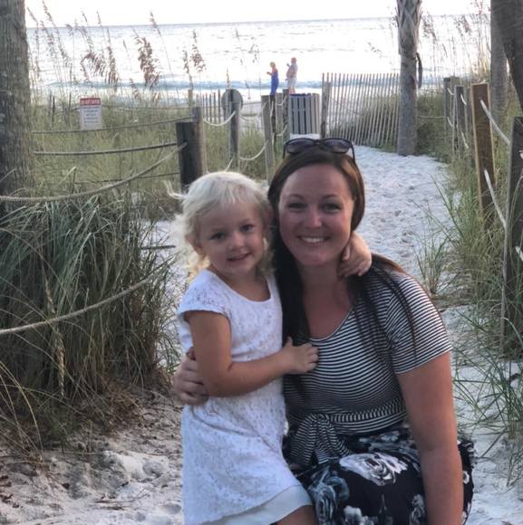 Profile Picture of Crystal Lorance (@crydle2010) on Poshmark